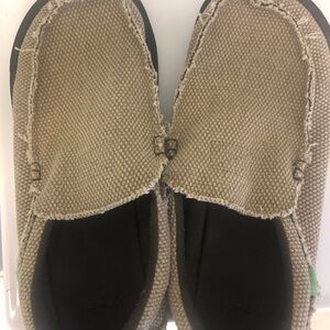 Mens Sanuk shoes